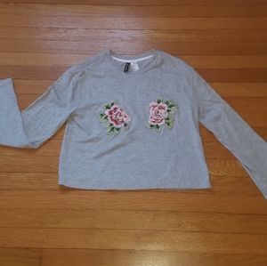 Divided H&M top. Floral embroidery